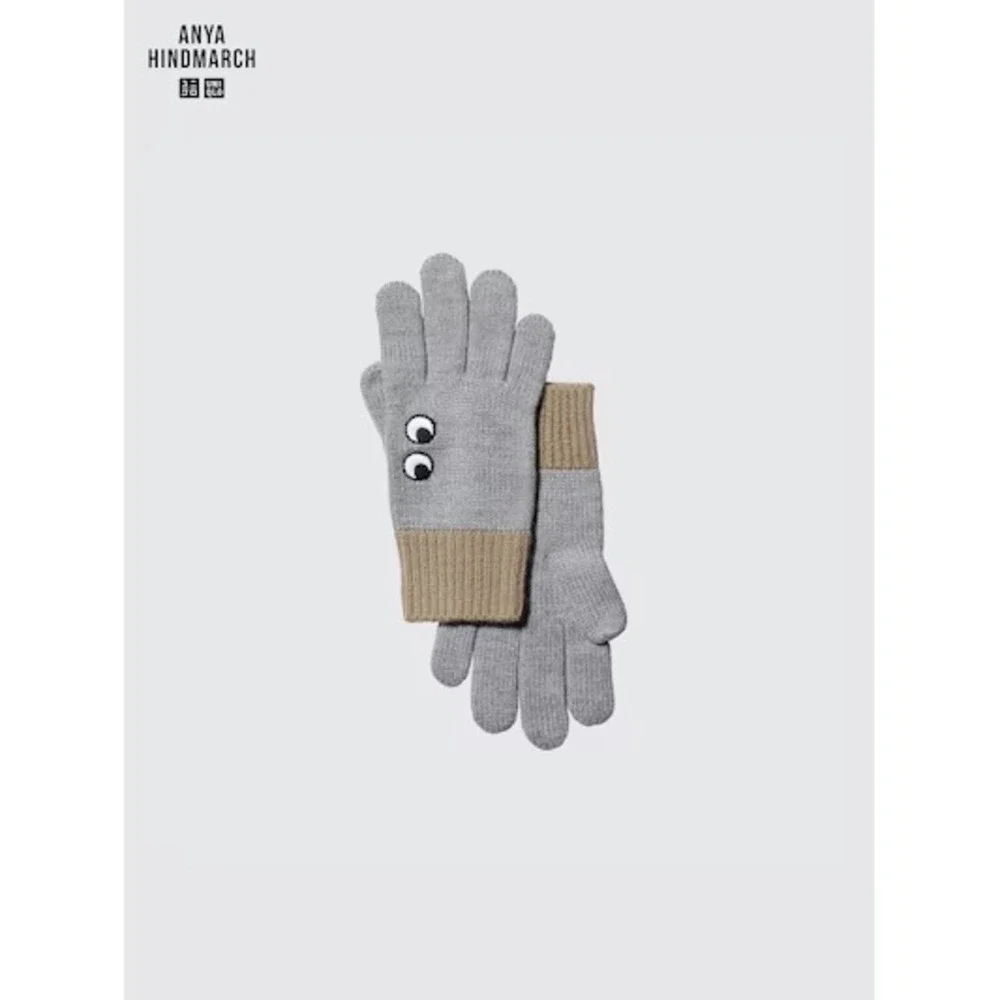 Uniqlo x Anya Hindmarch Heattech knitted NEW 3 PC Scarf, Beanie Hat, Gloves Set